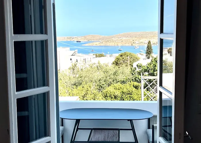 Aeolian Blu 8 * Πάρος