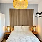 Aeolian Blu 8 Apartment