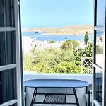 Aeolian Blu 8 Apartment