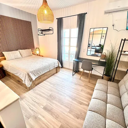 Aeolian Blu 8 Apartment