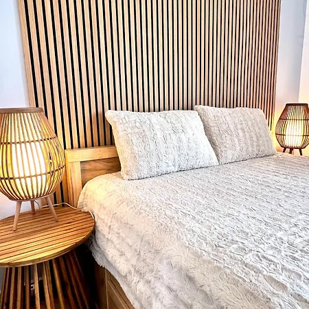 Aeolian Blu 8 Parikia (Paros)