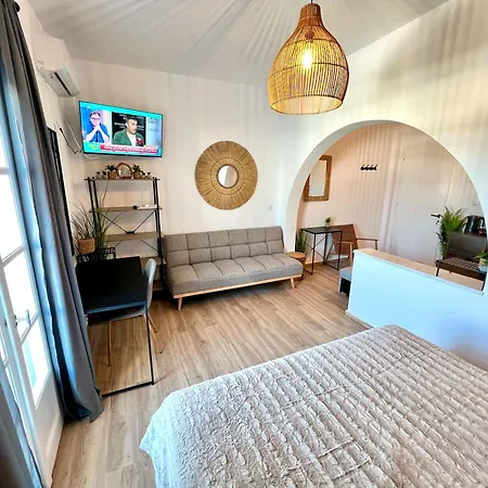 Aeolian Blu 8