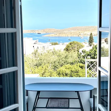 Aeolian Blu 8 * Parikia (Paros)