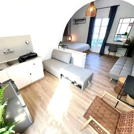 Aeolian Blu 8 Parikia (Paros)