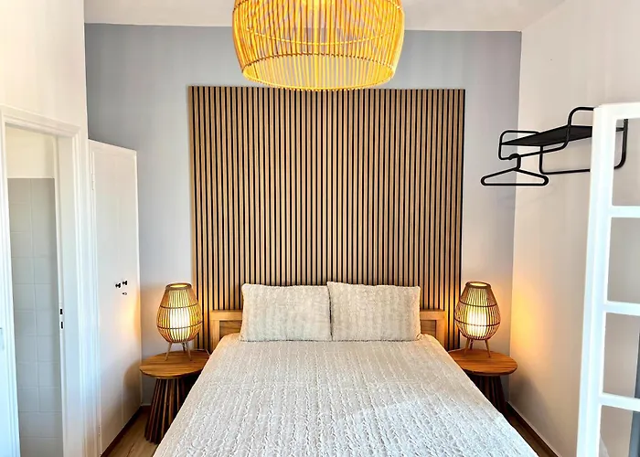 Апартаменты Aeolian Blu 8 *